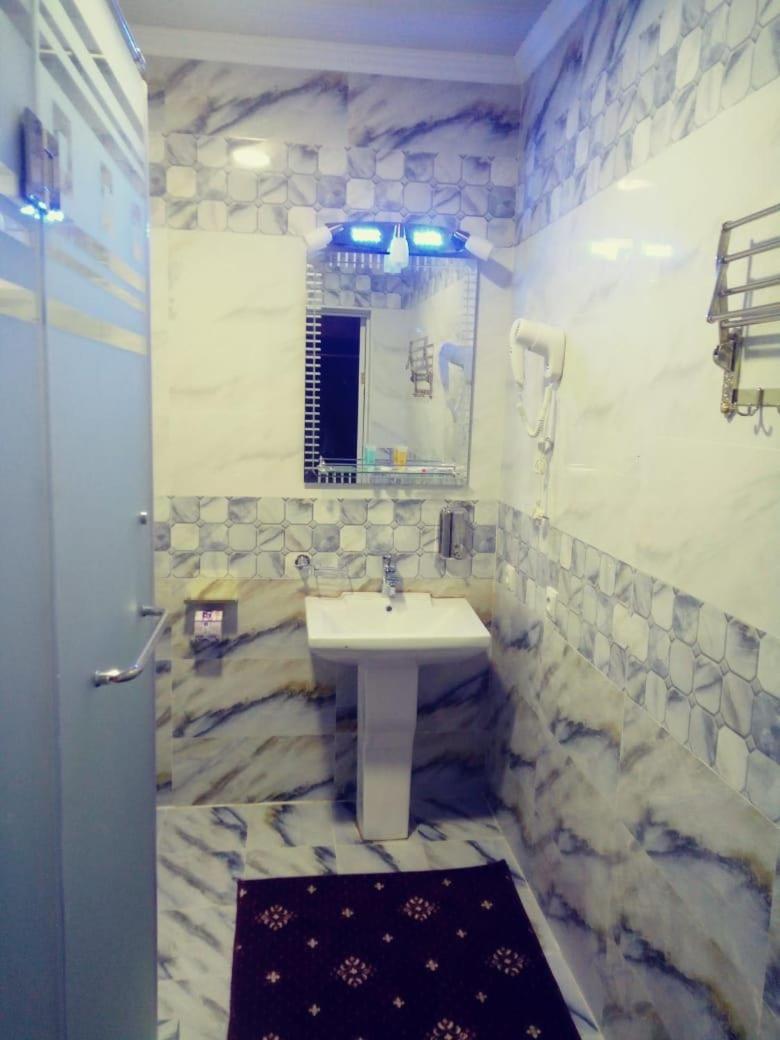 Askar Hotel Shymkent Bagian luar foto